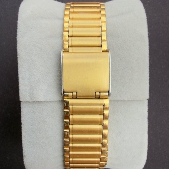 Seiko 5 automático vintage negro y dorado 7S26-057