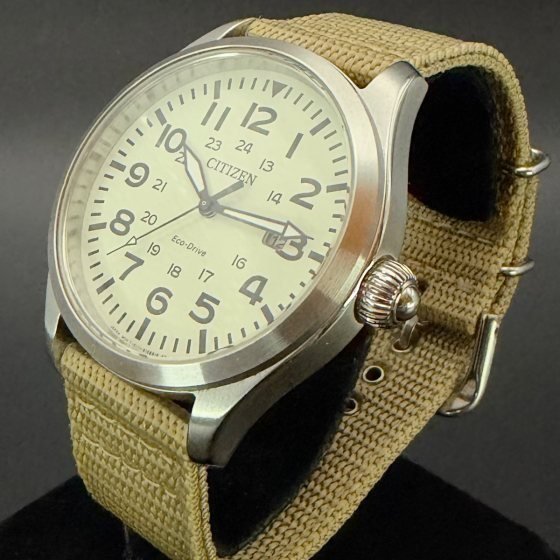 Citizen Eco-Drive E111 esfera crema NATO — segunda foto
